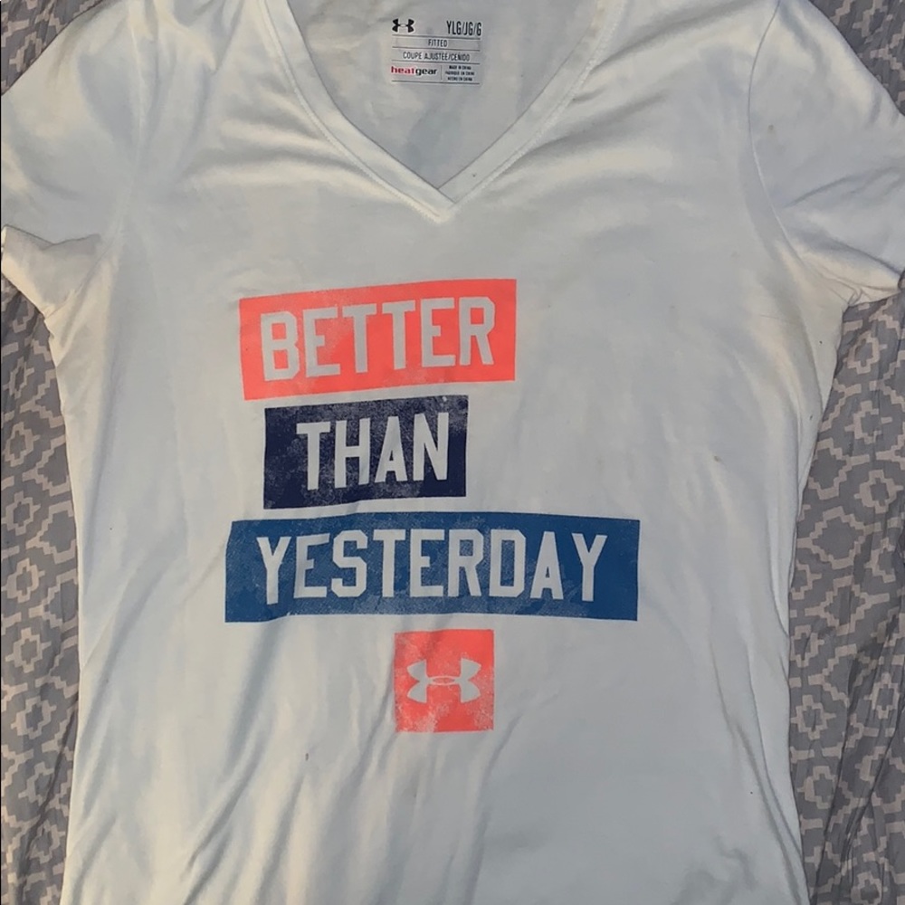 Never worn under armour youth large  tee shirt